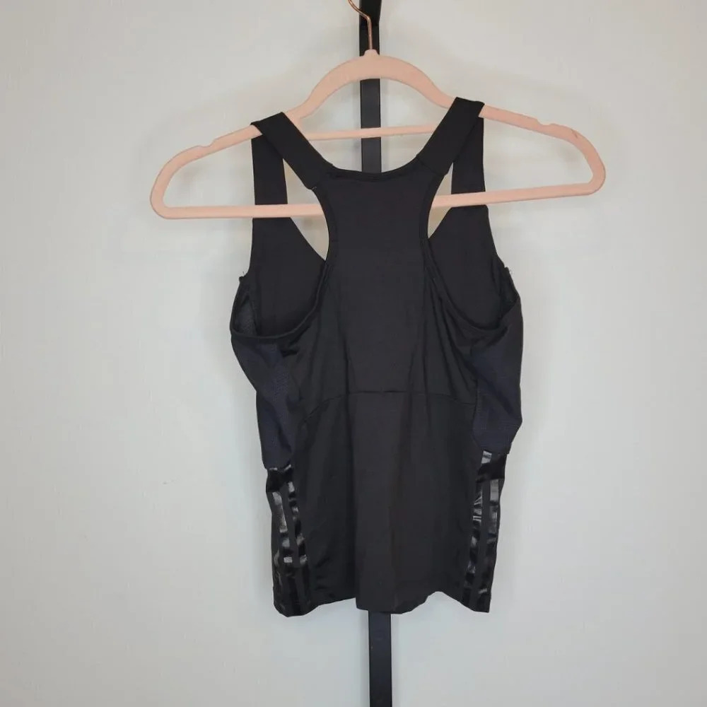 Adidas Tank - Picture 5 of 5